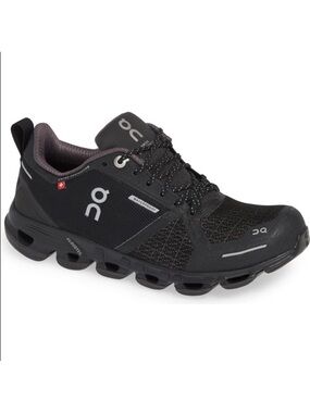 On Running Cloudflyer Waterproof Running Shoe size 9